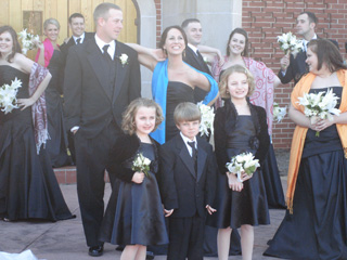 shaw-wedding-ga-ga-pose-wp